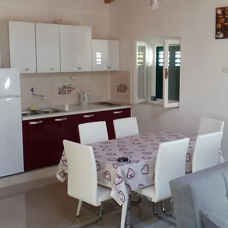 Zeljko Apartment Sibenik