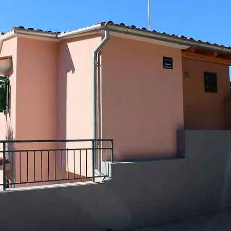 Apartment Zeljko Sibenik