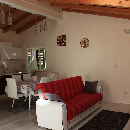 Zeljko Apartment Sibenik